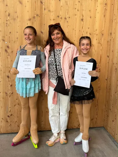 Skaters are never really on holiday! ⛸️✨

Today our skaters reached an important milestone: Mayla an